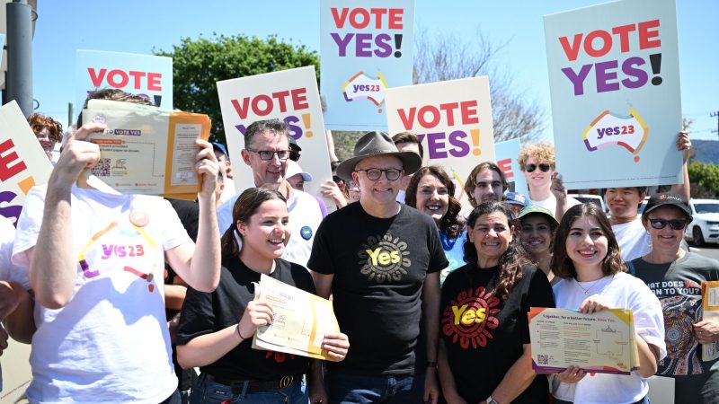 Premierminister Anthony Albanese nennt das  «Voice»-Referendum «eine von den ersten Australiern an jeden Australier ausgestreckte Hand der Freundschaft, die nur darum bittet, dass sie im Geiste der Versöhnung ergriffen wird».