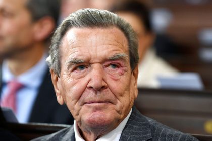 Schröder: Ukrainer durften keinen Frieden vereinbaren