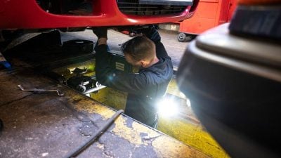 Versicherer: Autoreparatur in Kfz-Werkstätten wird immer teurer