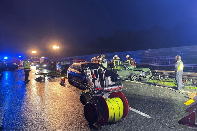Massenkarambolage auf der A2 – Ein Schwerverletzter