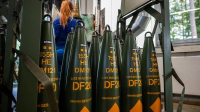 Waffen- und Munitionsgeschäft: Rheinmetall macht mehr Gewinn