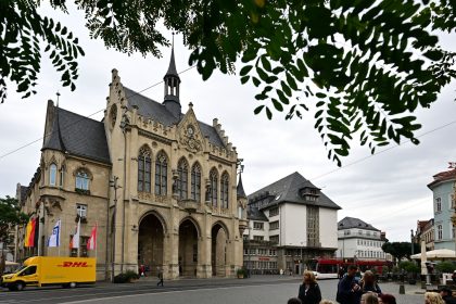 Erneut Bombendrohung: Erfurter Rathaus evakuiert