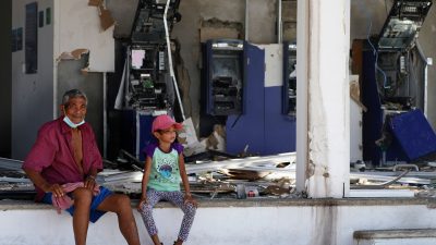 Plünderungen nach Hurrikan: Nationalgarde patrouilliert in Mexiko