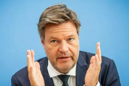 Trotz Schuldenbremse-Urteil: Habeck bringt neues Sondervermögen ins Spiel
