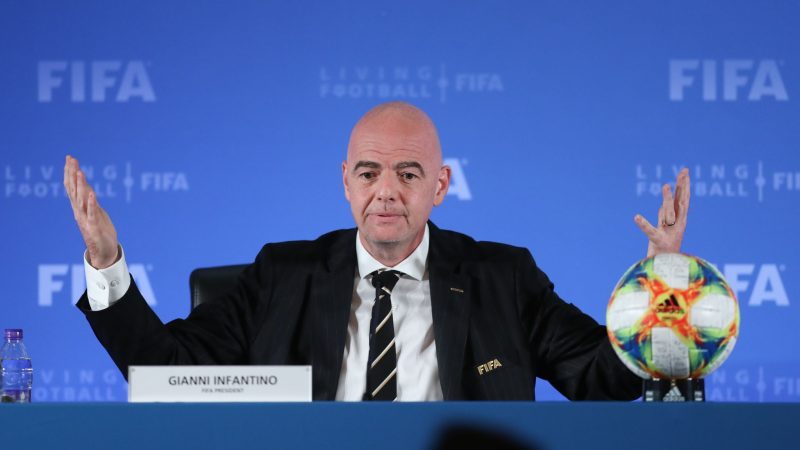 Die WM-Vergabe scheint durch die Hinterzimmerpolitik von FIFA-Präsident Gianni Infantino längst entschieden zu sein.