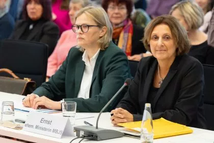 Ehefrau von Scholz vor Corona-Untersuchungsausschuss: „Maske ist ein gutes Element“