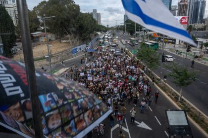 Angehörige von Hamas-Geiseln starten fünftägigen Marsch von Tel Aviv nach Jerusalem