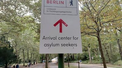 Bundesamt für Migration und Flüchtlinge beschleunigt Prüfung von Asylanträgen