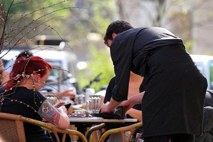 Lindner gibt SPD und Grünen Verantwortung für höhere Gastro-Steuer