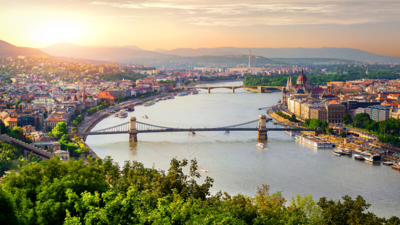 Ungarns Perle an der Donau: Budapest feiert