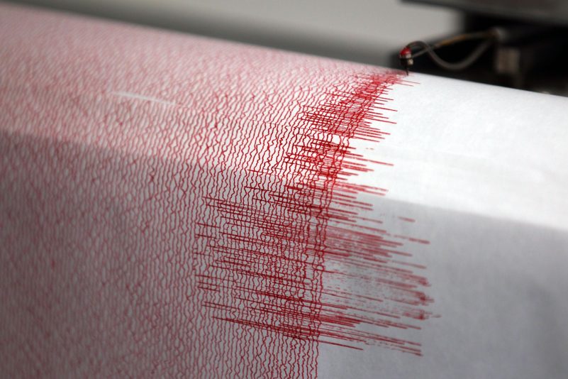 Ein starkes Erdbeben in Nepal kostet zahlreichen Menschen das Leben.