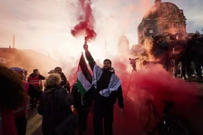 Pro-Palästinensische Demo in Berlin, 17.000 Teilnehmer in Düsseldorf