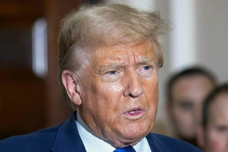 Donald Trump wird bei seinem Prozess wegen zivilrechtlichen Geschäftsbetrugs am New York Supreme Court erwartet.