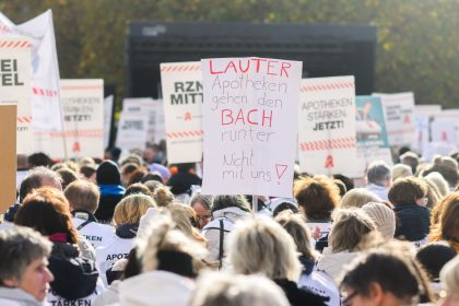 Apotheker gehen für höhere Honorare auf die Straße