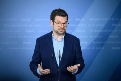 Justizminister Buschmann warnt vor Verbotsverfahren gegen AfD