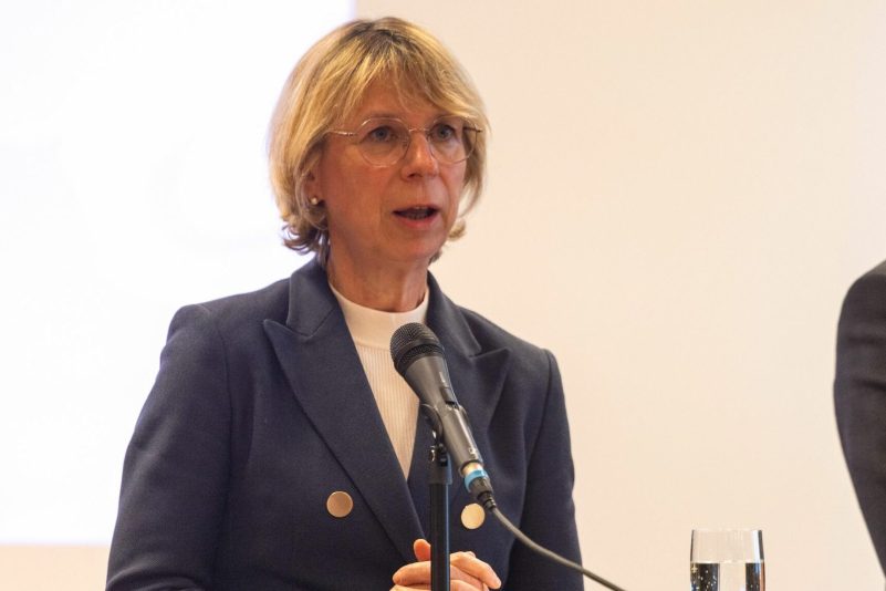 Oberstaatsanwältin Iris Janke informierte über Einzelheiten nach den tödlichen Schüssen auf einen Schüler in Offenburg.