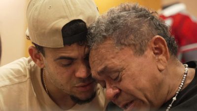FC Liverpool-Profi Díaz trifft Vater nach Entführung wieder
