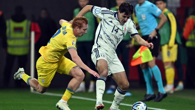 Italien und Federico Chiesa (r) reichte ein 0:0 gegen die Ukraine zur EM-Qualifikation.