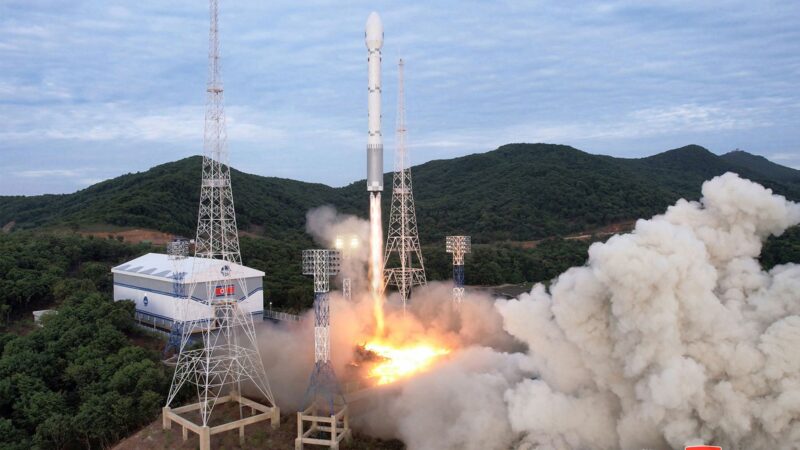 Start einer Trägerrakete «Chollima-1» vom Seohae Satelliten Start Komplex an der Westküste Nordkoreas.