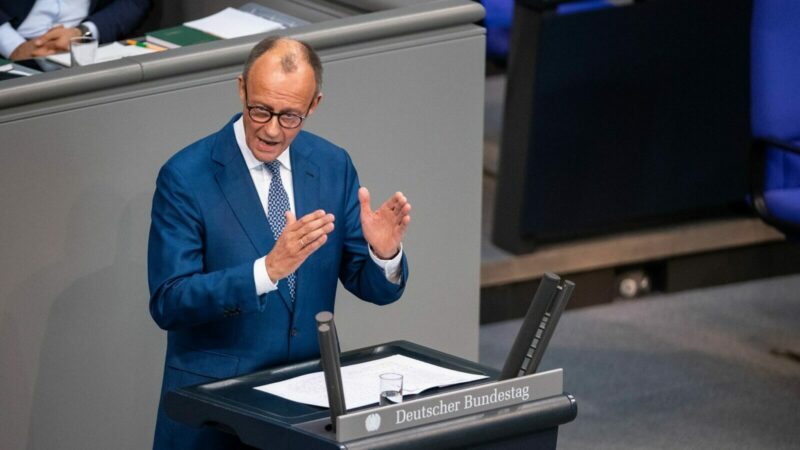 «Ich sehe im Augenblick nicht, dass wir an die Schuldenbremse heran müssen», sagt der CDU-Parteivorsitzende Friedrich Merz.