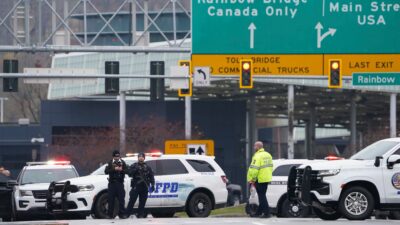 Autoexplosion an Grenze zwischen USA und Kanada: Zwei Tote, Grenzübergänge gesperrt