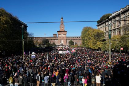 Demonstration in Mailand anlässlich des Internationalen Tags gegen Gewalt an Frauen.