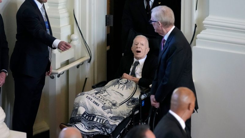 Jimmy Carter beim Gedenkgottesdienst für seine Frau Rosalynn in der Glenn Memorial Church.