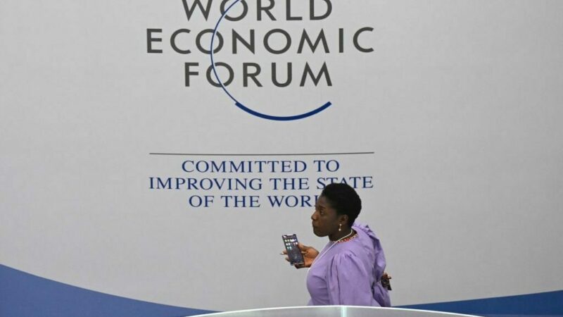 WEF präsentiert Bericht zur digitalen Sicherheit – und ruft zum Kampf gegen „Desinformation“ auf
