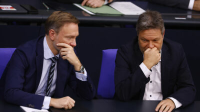 Haushaltsdebatte im Bundestag: Finanzminister Lindner verteidigt seinen Kurs