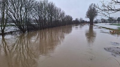 Hochwasser: Niedersachsens Innenministerin warnt Schaulustige