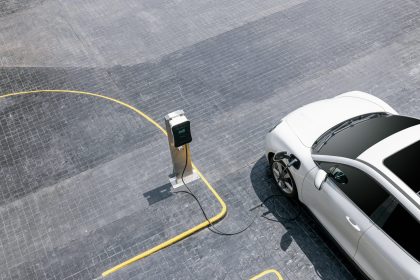 Ausbau von Ladestationen: Schleppend in den USA, rasant in Europa