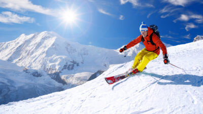 Das wärmste Jahr in der Statistik ermöglichte etlichen Skigebieten einen Traumstart. Für den Weltcup war es sogar zu schneereich. Mehrere Rennen mussten abgesagt werden.