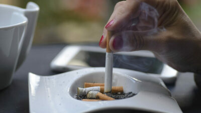 Studie warnt: Rauchen lässt das Gehirn unumkehrbar schrumpfen