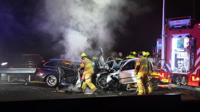 Niederlande: Geisterfahrer-Unfall mit drei Toten