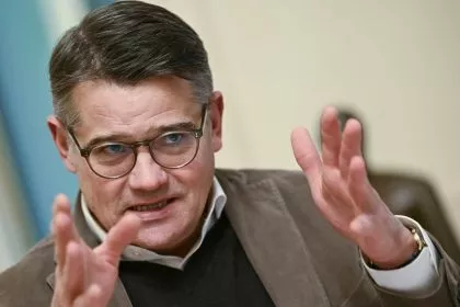 Viele neue Gesichter am Kabinettstisch: Hessische Landesregierung vorgestellt