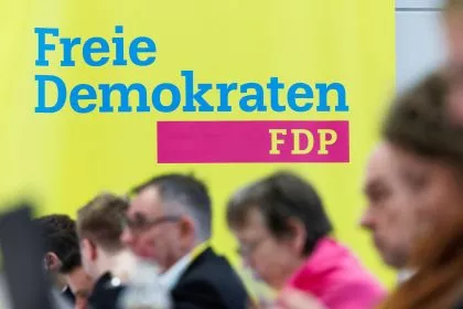 FDP-Mitglieder sollen über Verbleib in Koalition abstimmen – Stimmen Sie jetzt auch ab!