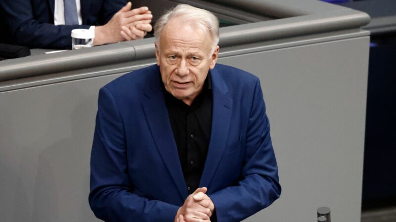 Ihm verdanken wir den Einwegpfand, jetzt will Grünen-Politiker Jürgen Trittin sein Bundestagsmandat nach 25 Jahren niederlegen.