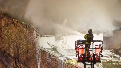 Hessen: Zwei Tote und drei Schwerverletzte nach Wohnhausbrand