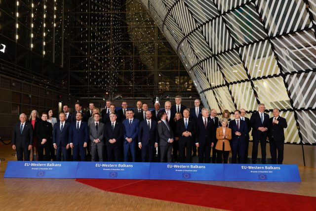 Das traditionelle Gruppenfoto der Staats- und Regierungschefs der Europäischen Union und der westlichen Balkanstaaten in Brüssel.