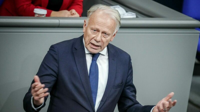 Jürgen Trittin von Bündnis90/Die Grünen hält seine letzte Rede im Bundestag.