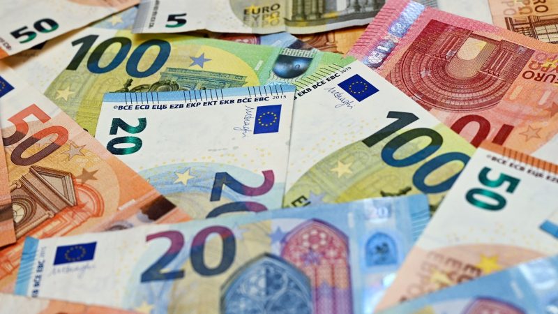 Schuldenbremse ausgesetzt: Bundestag beschließt Nachtragshaushalt für 2023