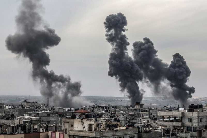 Israelische NGO verklagt Rotes Kreuz wegen unterlassener Hilfeleistung an Geiseln