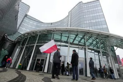 „Feindliche Übernahme“: Neue Regierung in Polen bringt Rundfunk TVP unter Kontrolle