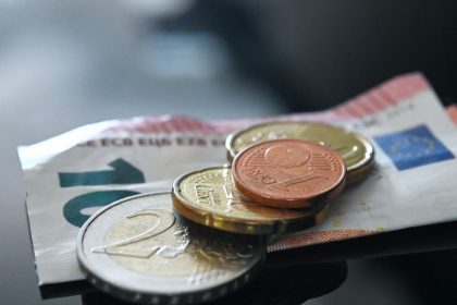 Der gesetzliche Mindestlohn steigt zum 1. Januar.