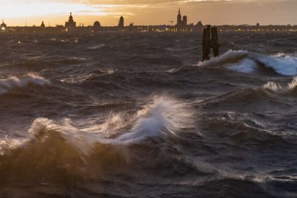 Dezemberwetter mit Stürmen bringt Ostsee frisches Wasser
