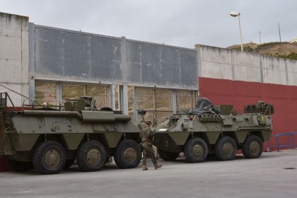 Marokkos Armee fängt mehr als 1.100 Menschen nahe Ceuta und Melilla ab