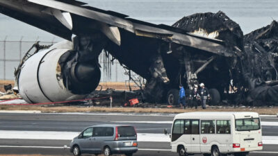 Japan untersucht Flugzeugkollision – Weitere Bebenopfer, Nachbeben dauern an