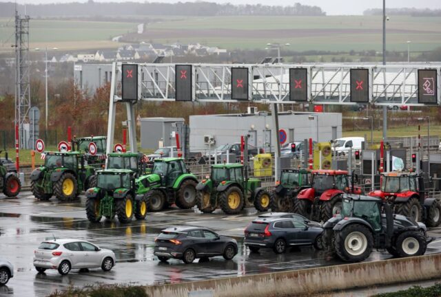 Frankreichs Bauern protestieren – und danken den Landwirten jenseits des Rheins