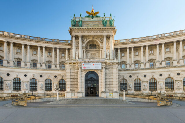 Die Bibliothek in Wien von außen