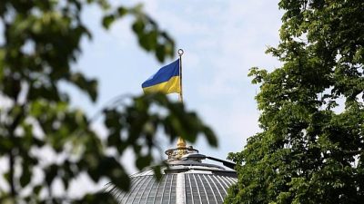 Ukraine und Russland tauschen hunderte Gefangene aus